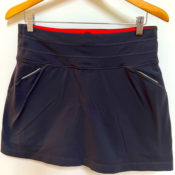 Athleta Women’s Skort in Dark Grey Size Medium Tall - Picture 1 of 6